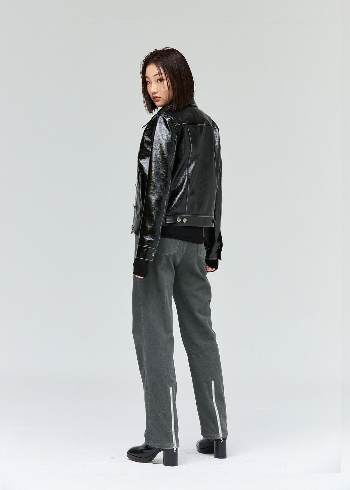 온웨어(ONWEAR) 피그먼트 코듀로이 팬츠 - 카키