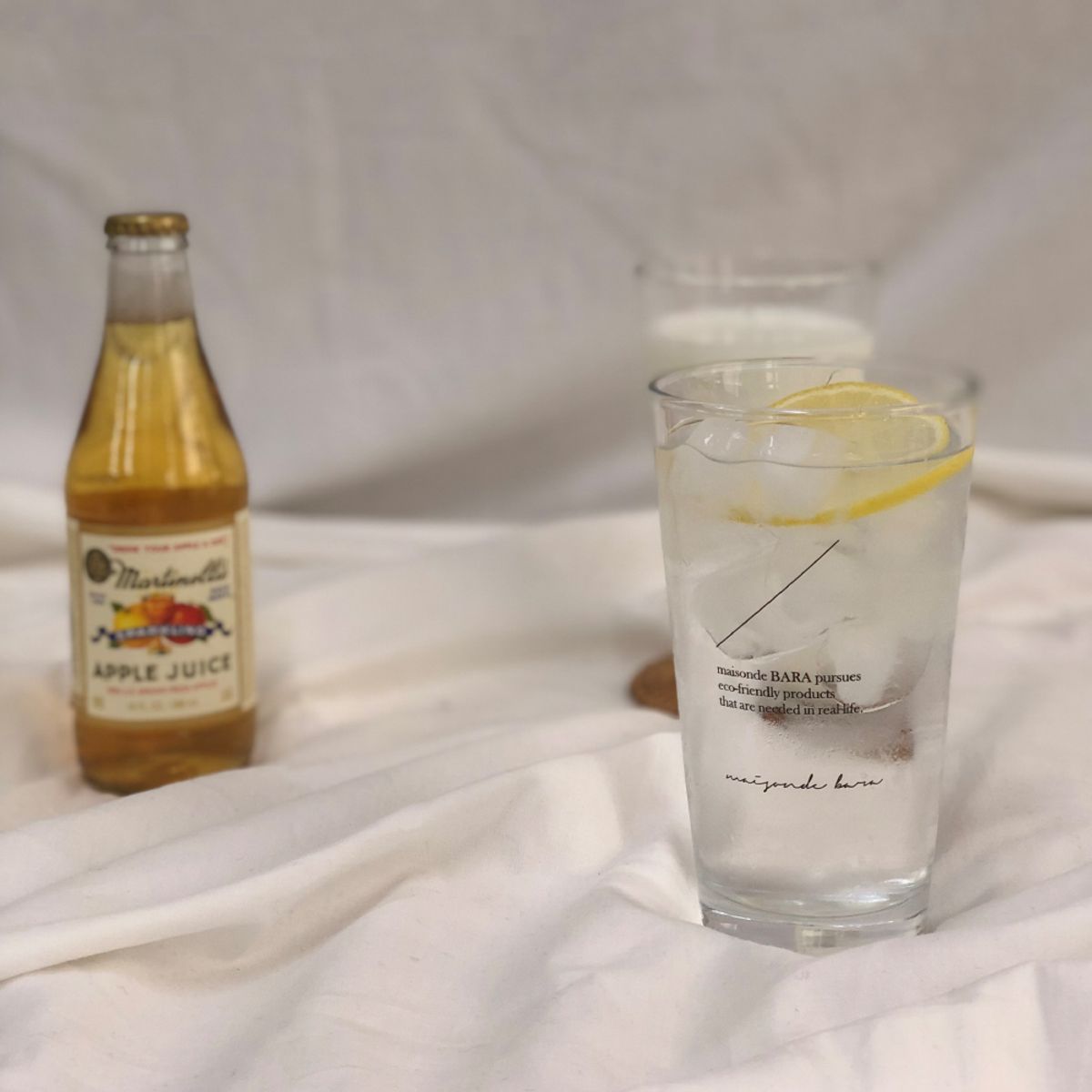 메종드바라(MAISON DE BARA) 레터링 글라스 유리컵