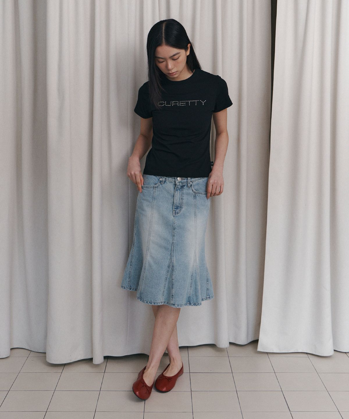 큐리티(CURETTY) C LOGO CONVEX T-SHIRT_BLACK