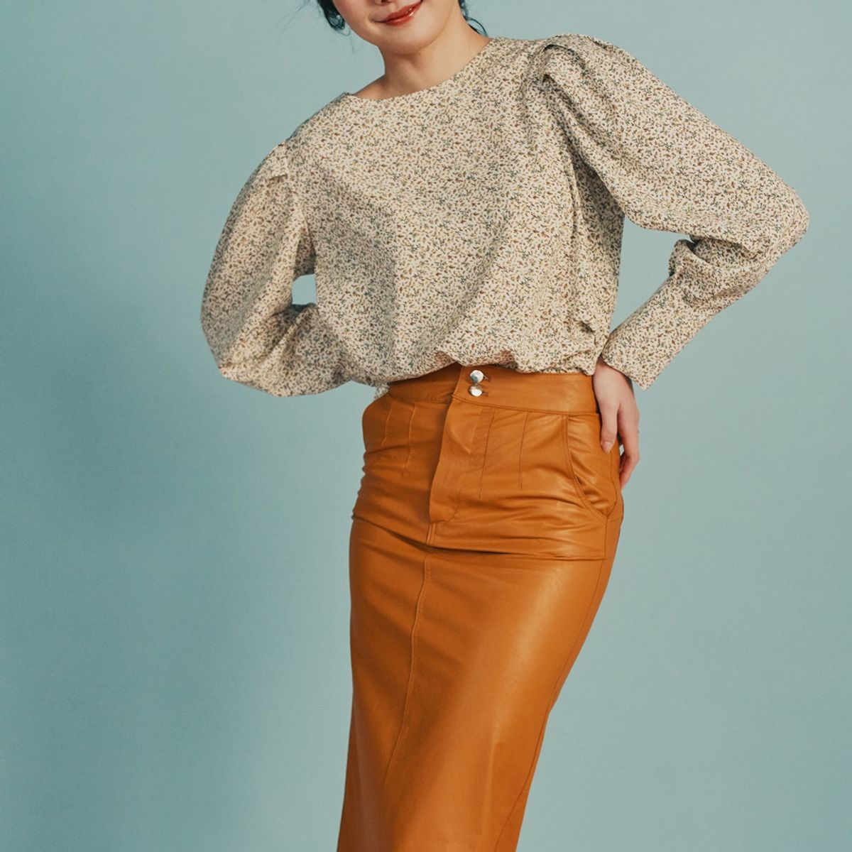 프린제이(PREENJ) 레더 H라인 밴딩스커트