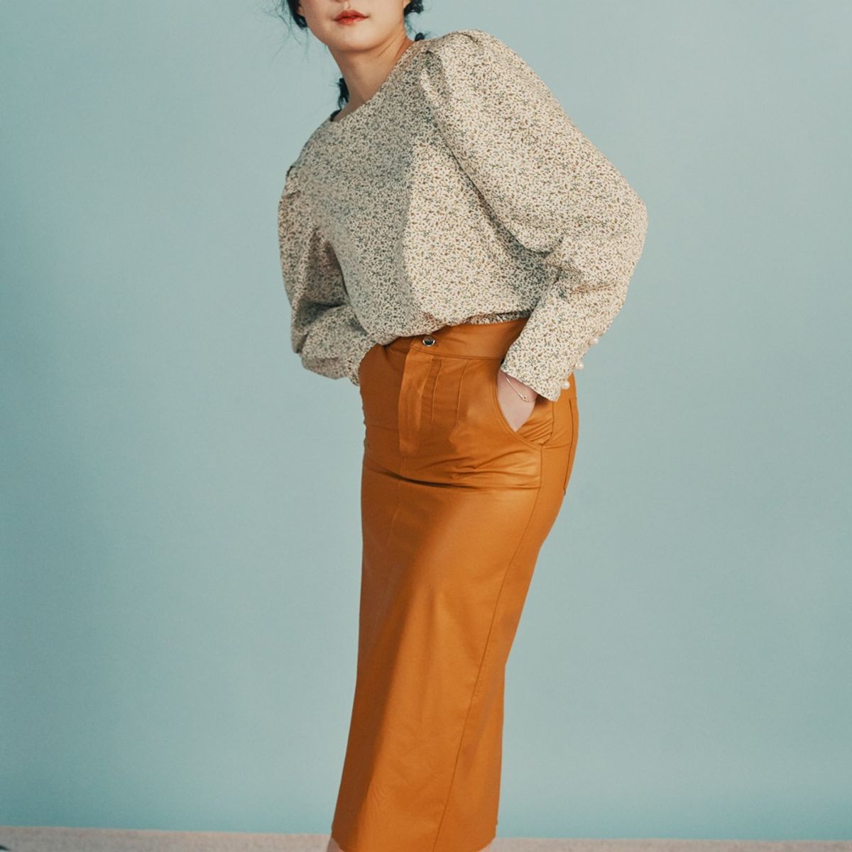 프린제이(PREENJ) 레더 H라인 밴딩스커트