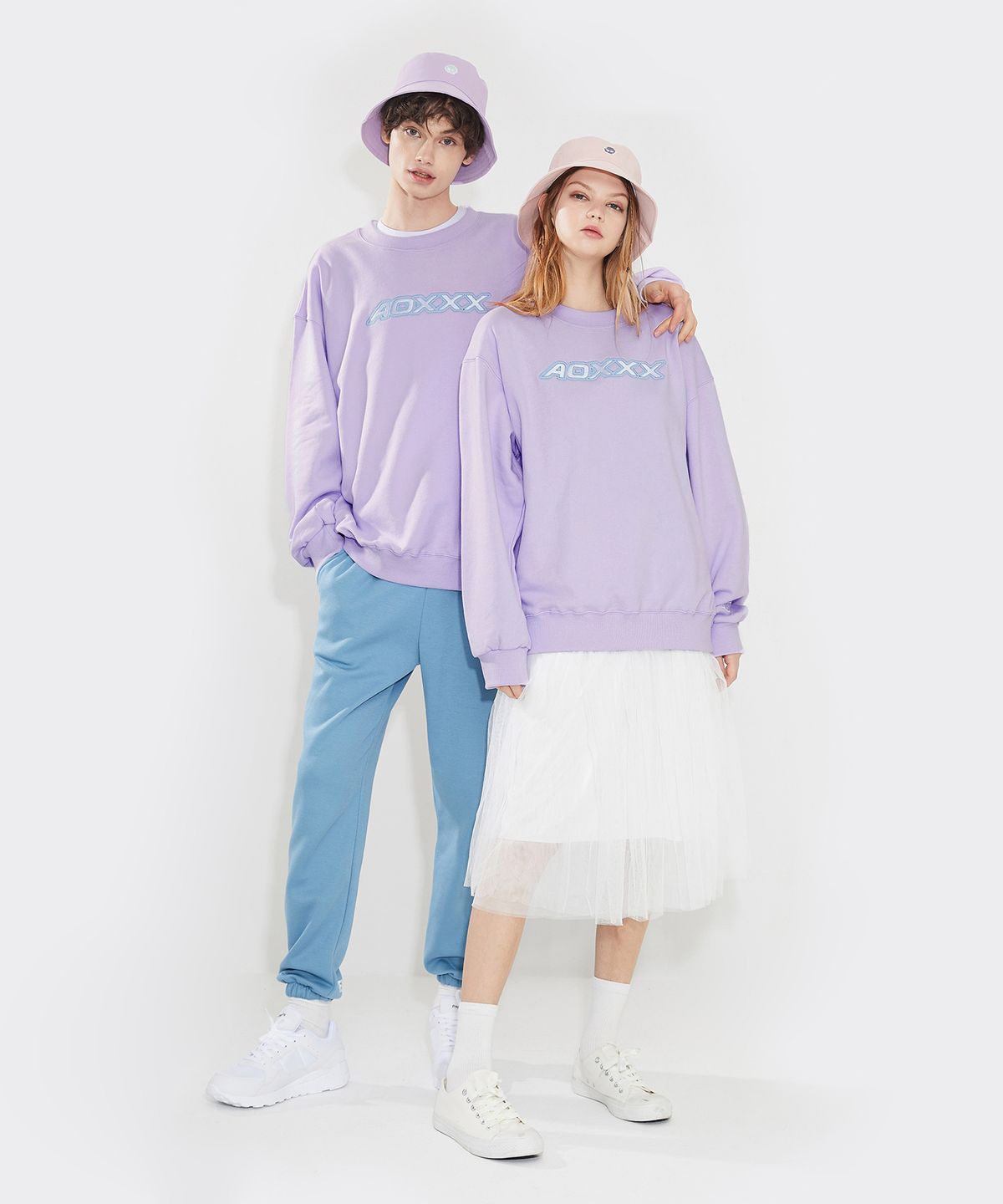 에이오엑스(AOX) Sporty Logo sweatshirt(Oversize fit) Lavender