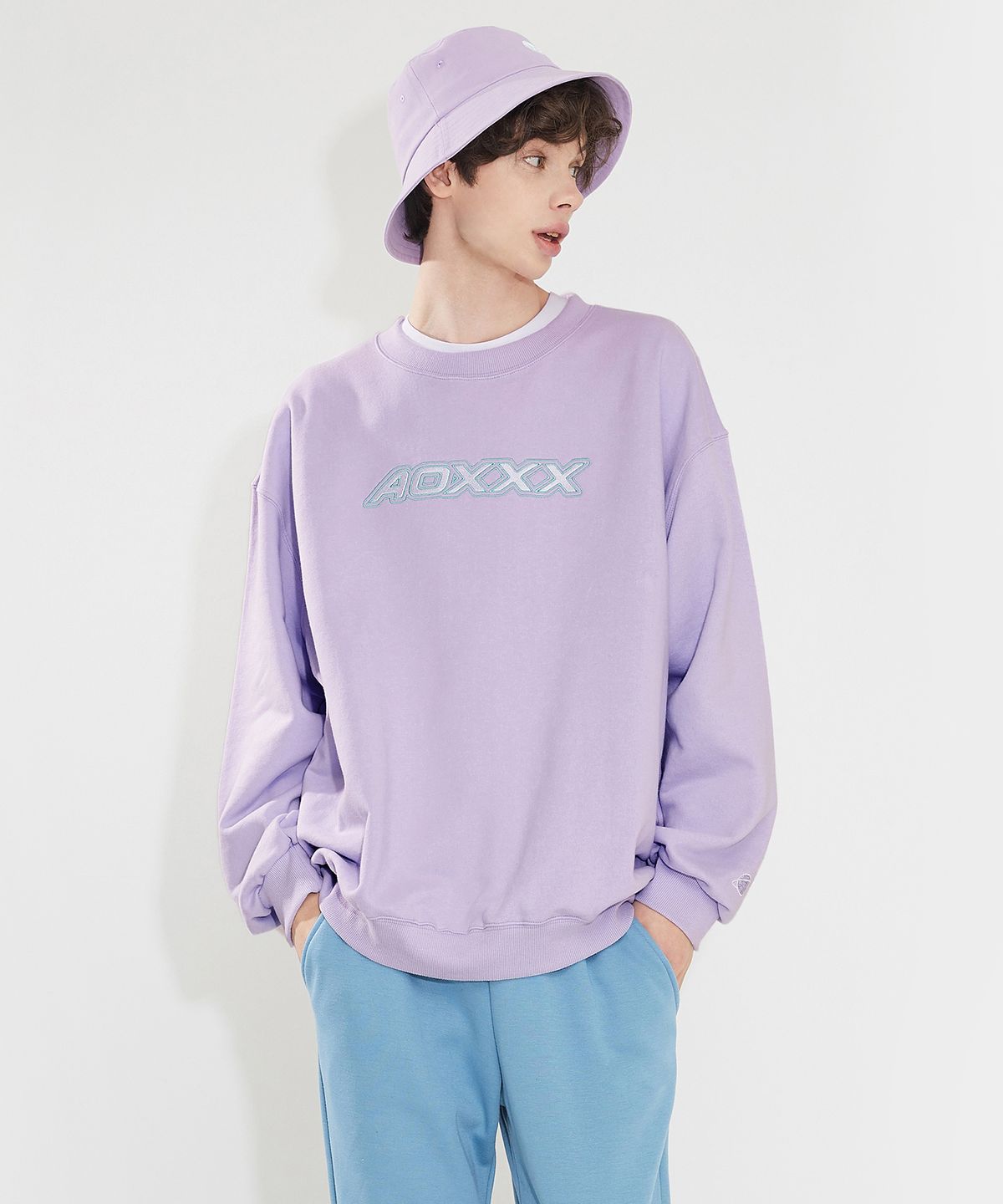 에이오엑스(AOX) Sporty Logo sweatshirt(Oversize fit) Lavender