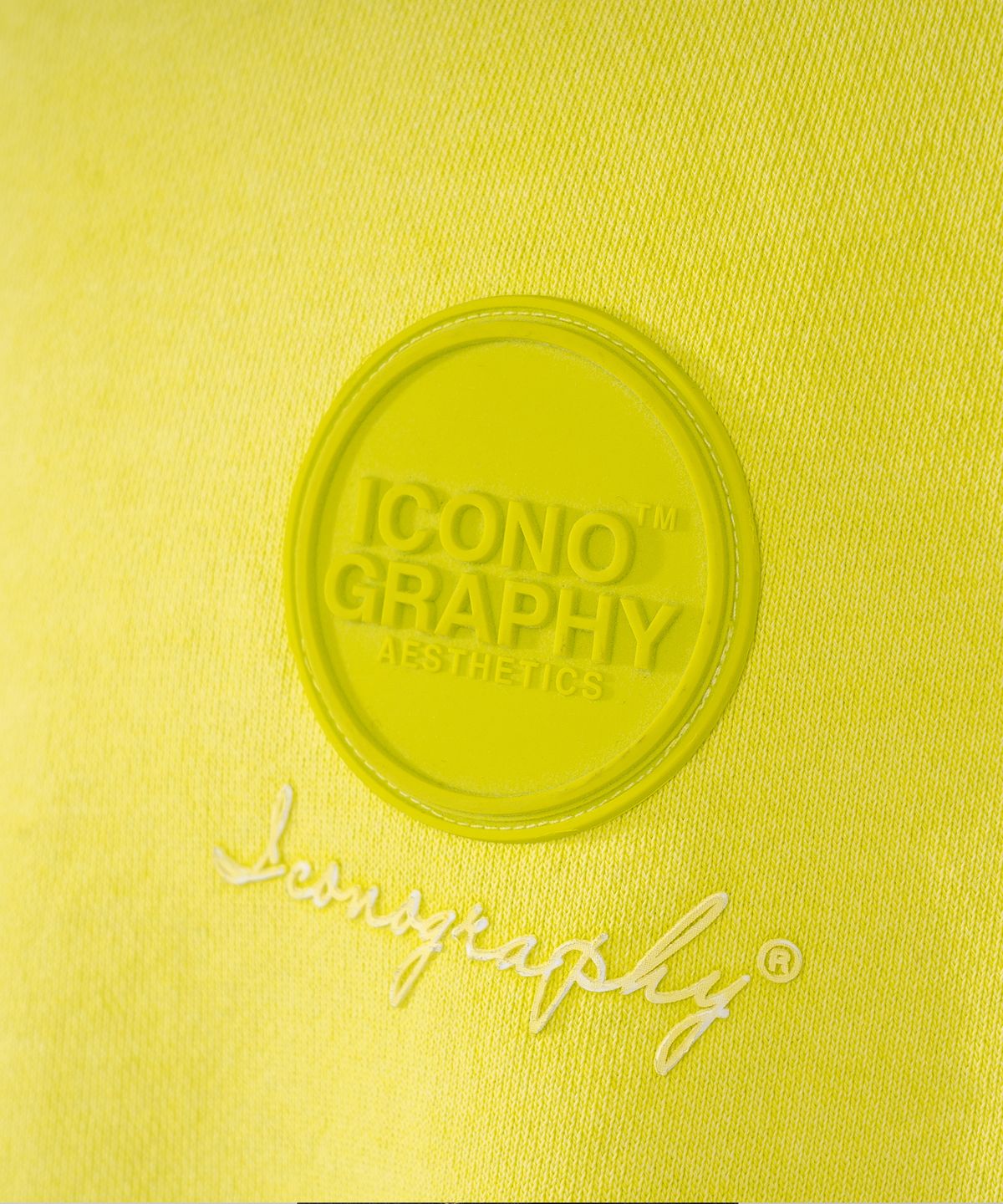 아이코노그라피(ICONOGRAPHY) PIGMENT HEAVY COTTON EMBLEM VOLUME PRINT YGRN
