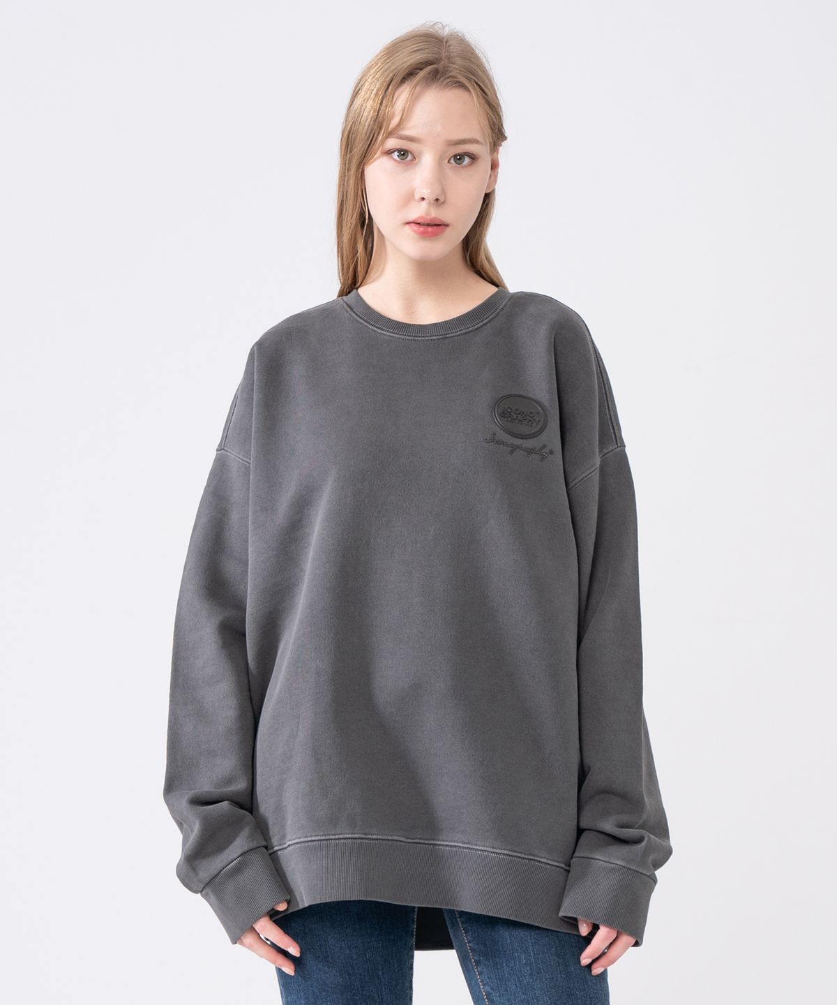 아이코노그라피(ICONOGRAPHY) PIGMENT HEAVY COTTON EMBLEM VOLUME PRINT DBK
