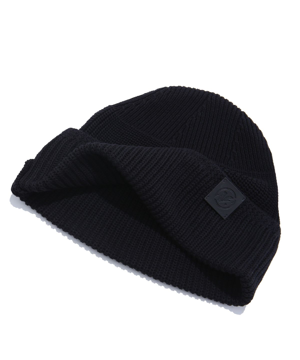 벌스원(VERSE ONE) FAUX LEATHER LOGO PATCHED WATCH CAP BLACK