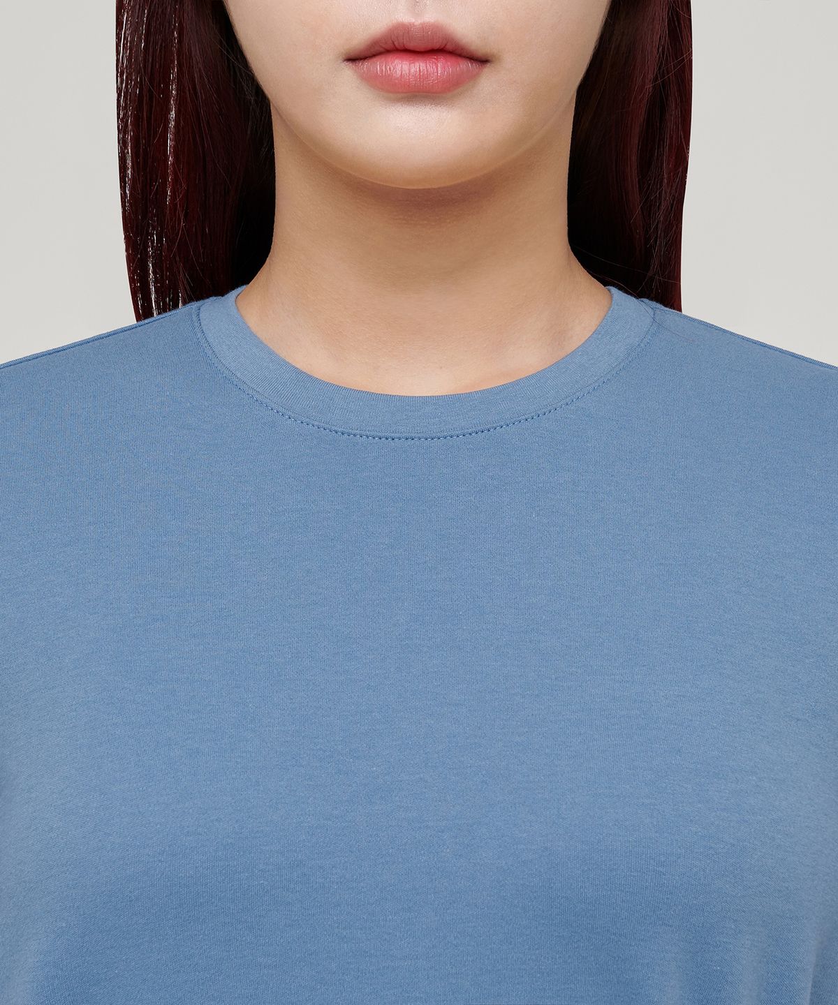 무신사 스탠다드 우먼(MUSINSA STANDARD WOMAN) 우먼즈 베이식 크루 넥 티셔츠 [블루 그레이]
