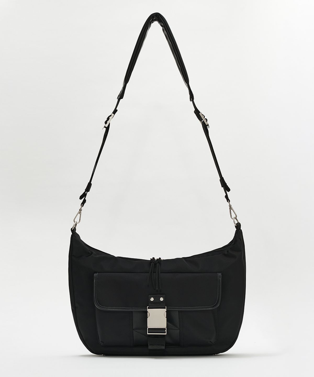 메종미네드(MAISON MINED) BUCKLE STRAP HOBO BAG