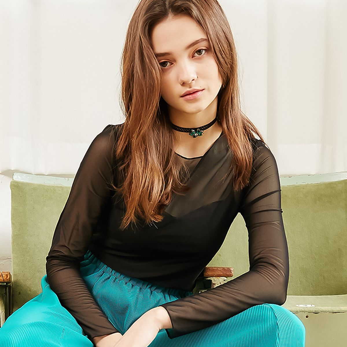 쏘리, 투 머치 러브(SORRY, TOO MUCH LOVE) Bustier Detail See-Through Top_Black