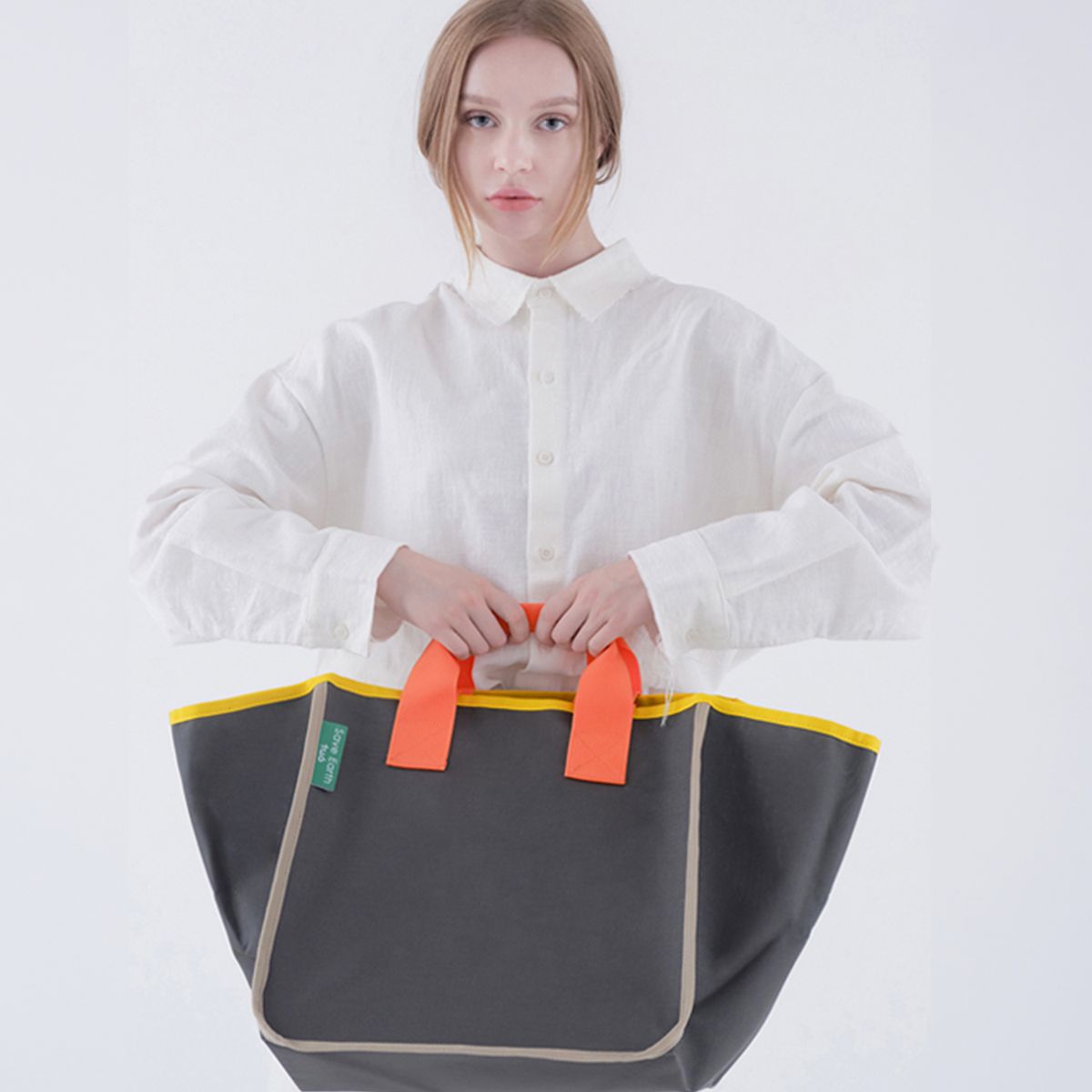 투오(TUO) SHOPPER BAG_BROWN