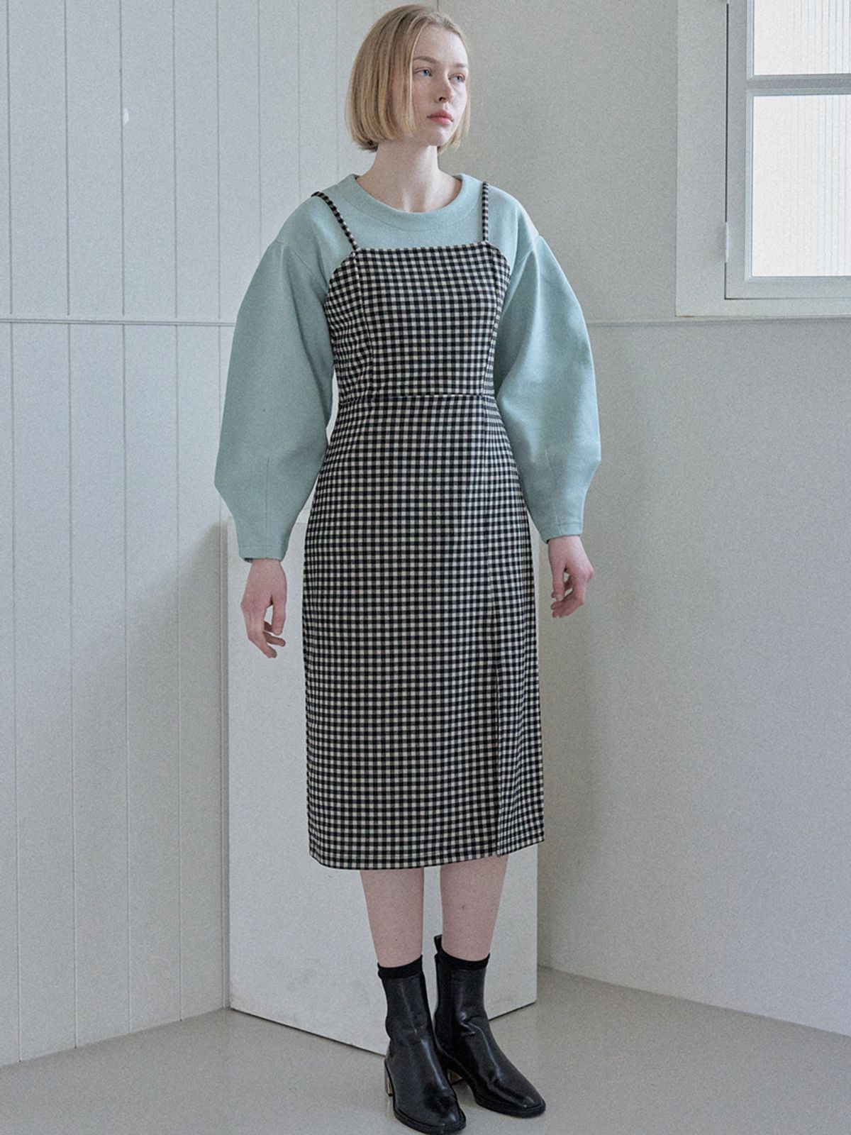 아방(AVANT-G) Span Sleeveless Layered Check Dress - Black