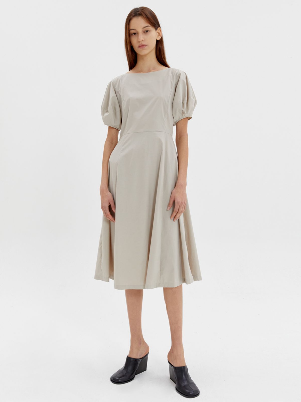해브레스(HAVELESS) SIGNATURE PUFF DRESS BEIGE