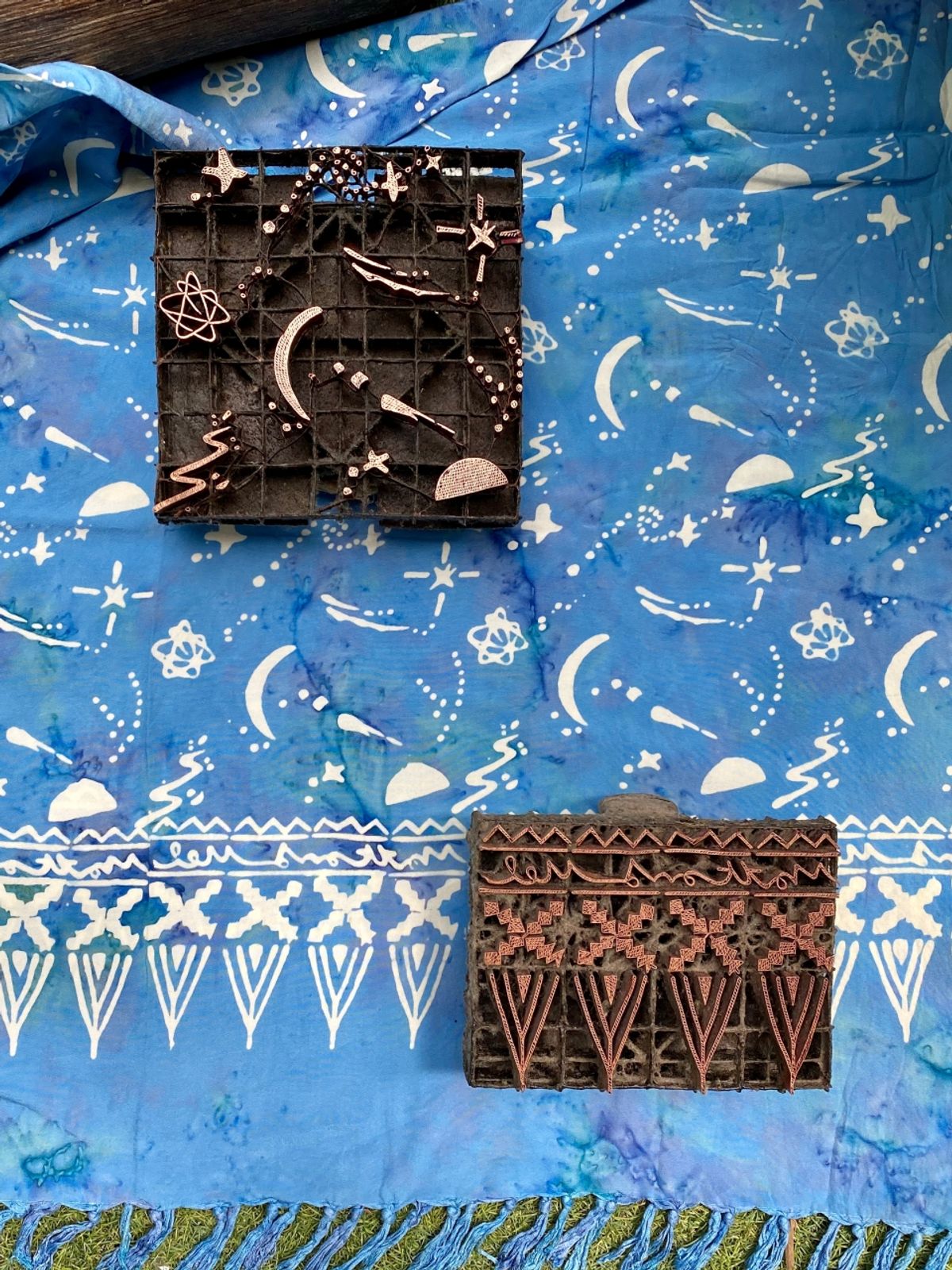 멧앤멜(MATT AND MEL) [Sarong] Moon Night - Galaxy Blue