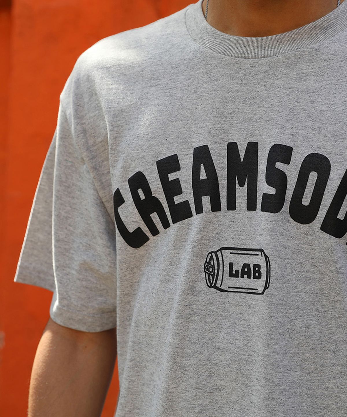 크림소다랩(CREAM SODA LAB) 오지 아크로고 반팔 티셔츠 그레이