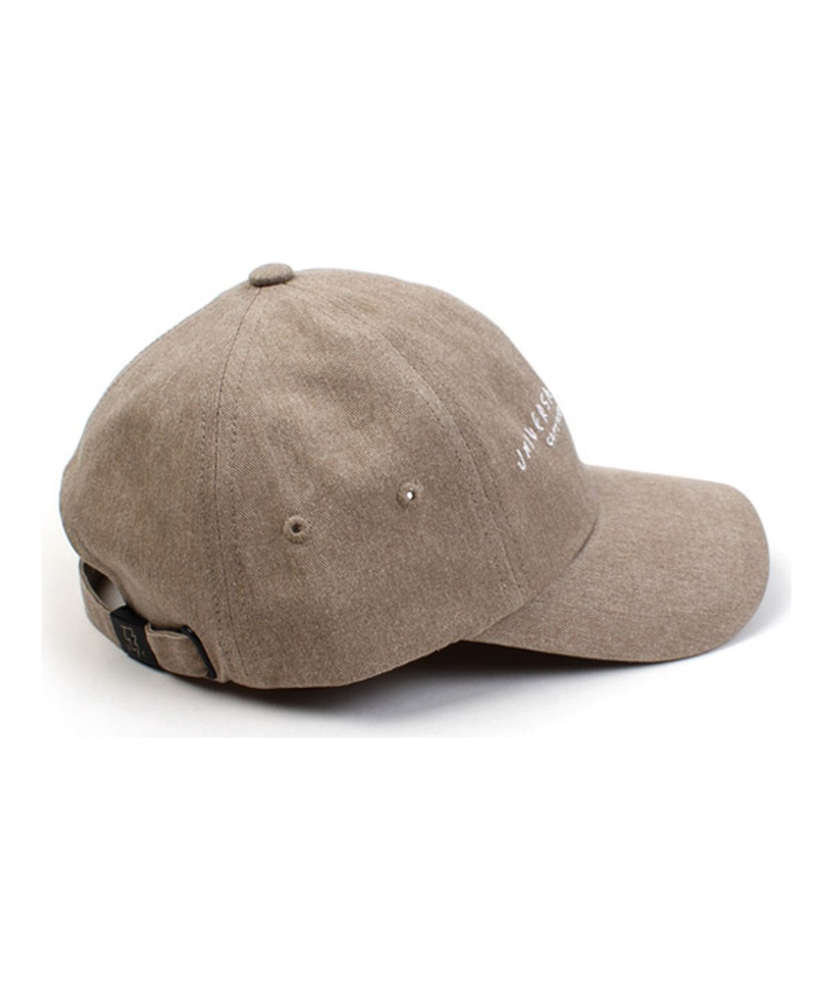 유니버셜 케미스트리(UNIVERSAL CHEMISTRY) Washing Beige Logo Low Ballcap 워싱볼캡