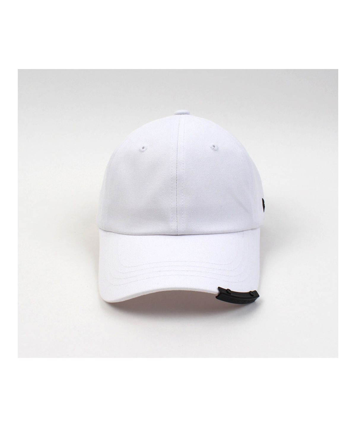 유니버셜 케미스트리(UNIVERSAL CHEMISTRY) BK Bar White Low Ballcap 로우볼캡