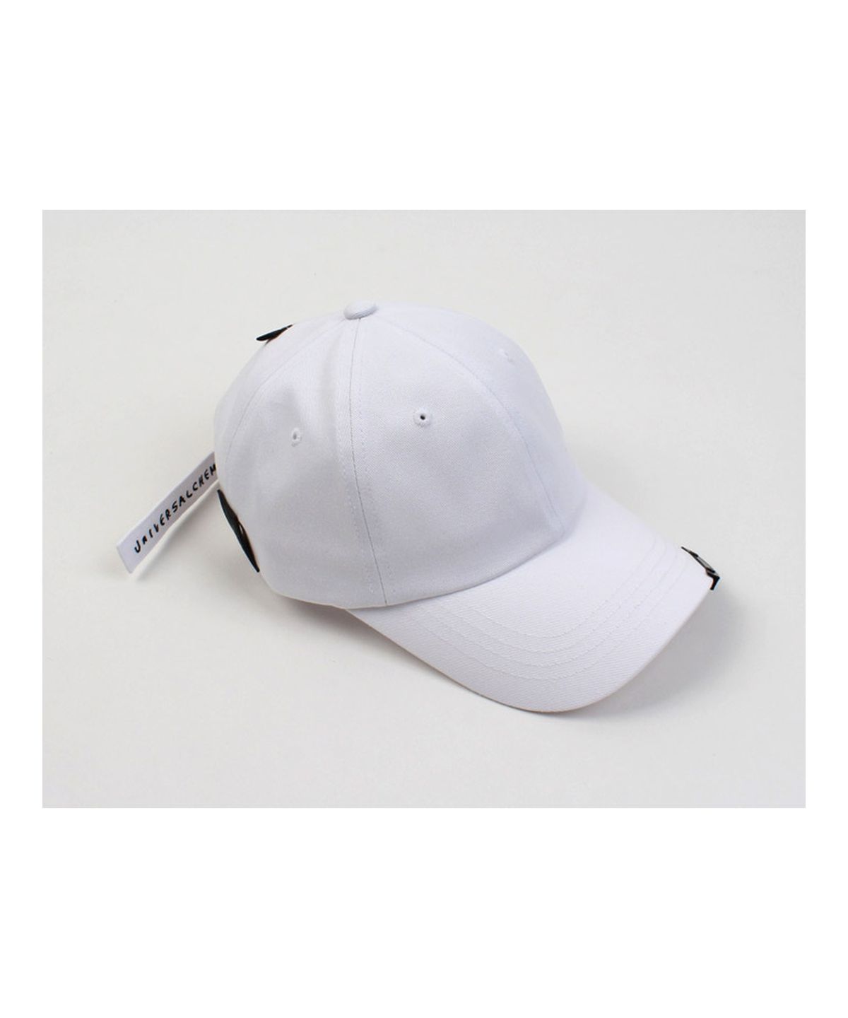 유니버셜 케미스트리(UNIVERSAL CHEMISTRY) BK Bar White Low Ballcap 로우볼캡