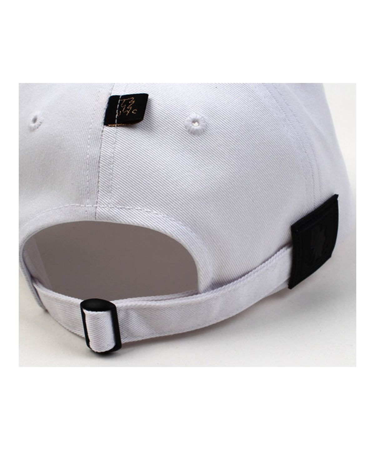 유니버셜 케미스트리(UNIVERSAL CHEMISTRY) BK Bar White Low Ballcap 로우볼캡