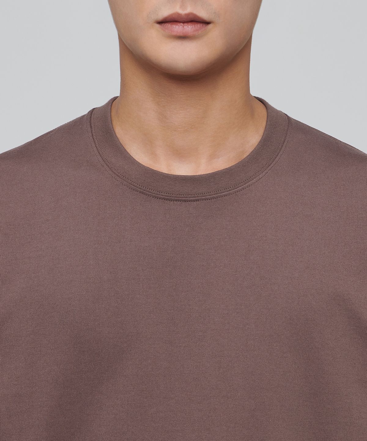 무신사 스탠다드(MUSINSA STANDARD) 헤비웨이트 릴렉스드 크루 넥 티셔츠 [레드 빈]