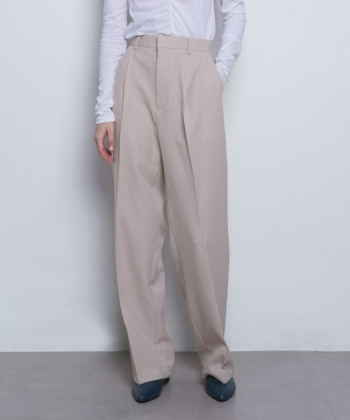 에이본(THE-ABON) M56 over bon setup wide slacks black