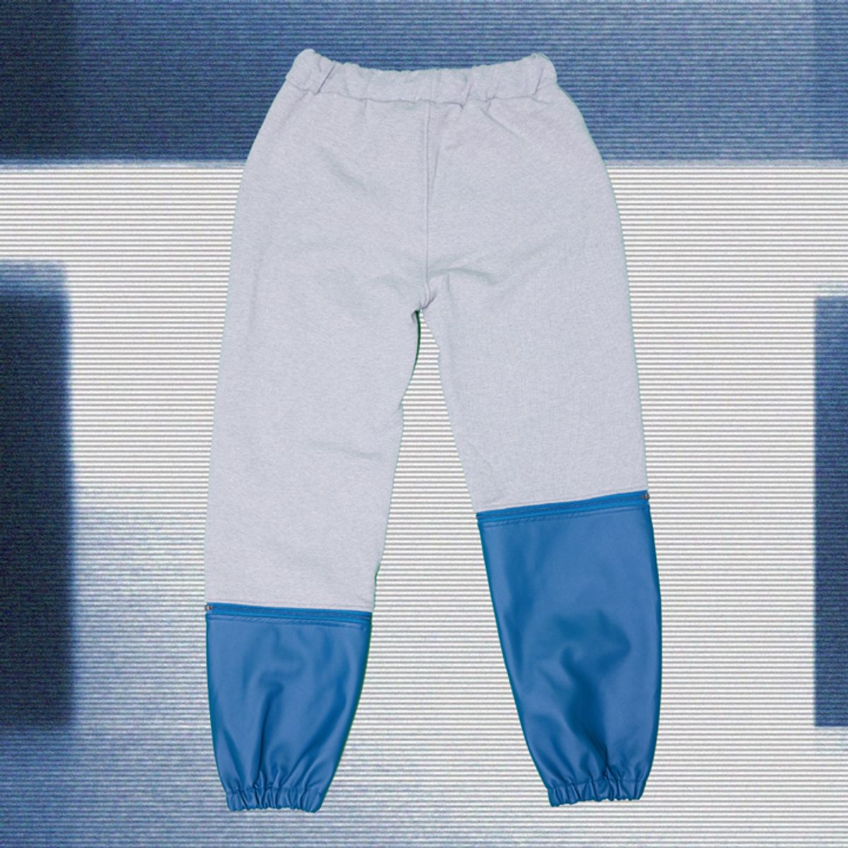 우빙(WOOVING) LEATHER COLORED SWEAT PANTS (BLUE)