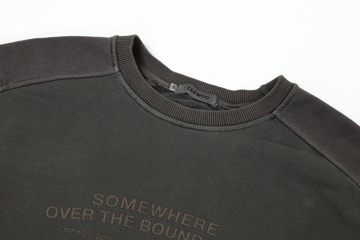 태우(TAEWOO) Recylcling Sweatshirt