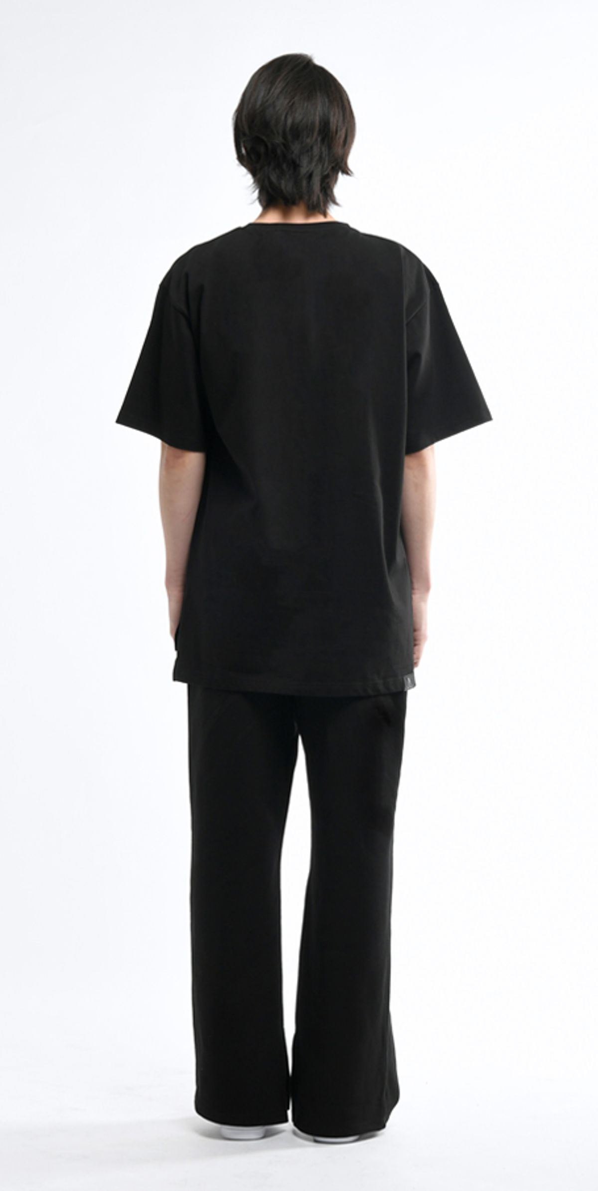 블랙스미(BLEXXME) CIRCLE OVERSIZE FIT SLIT T-SHIRT BLACK