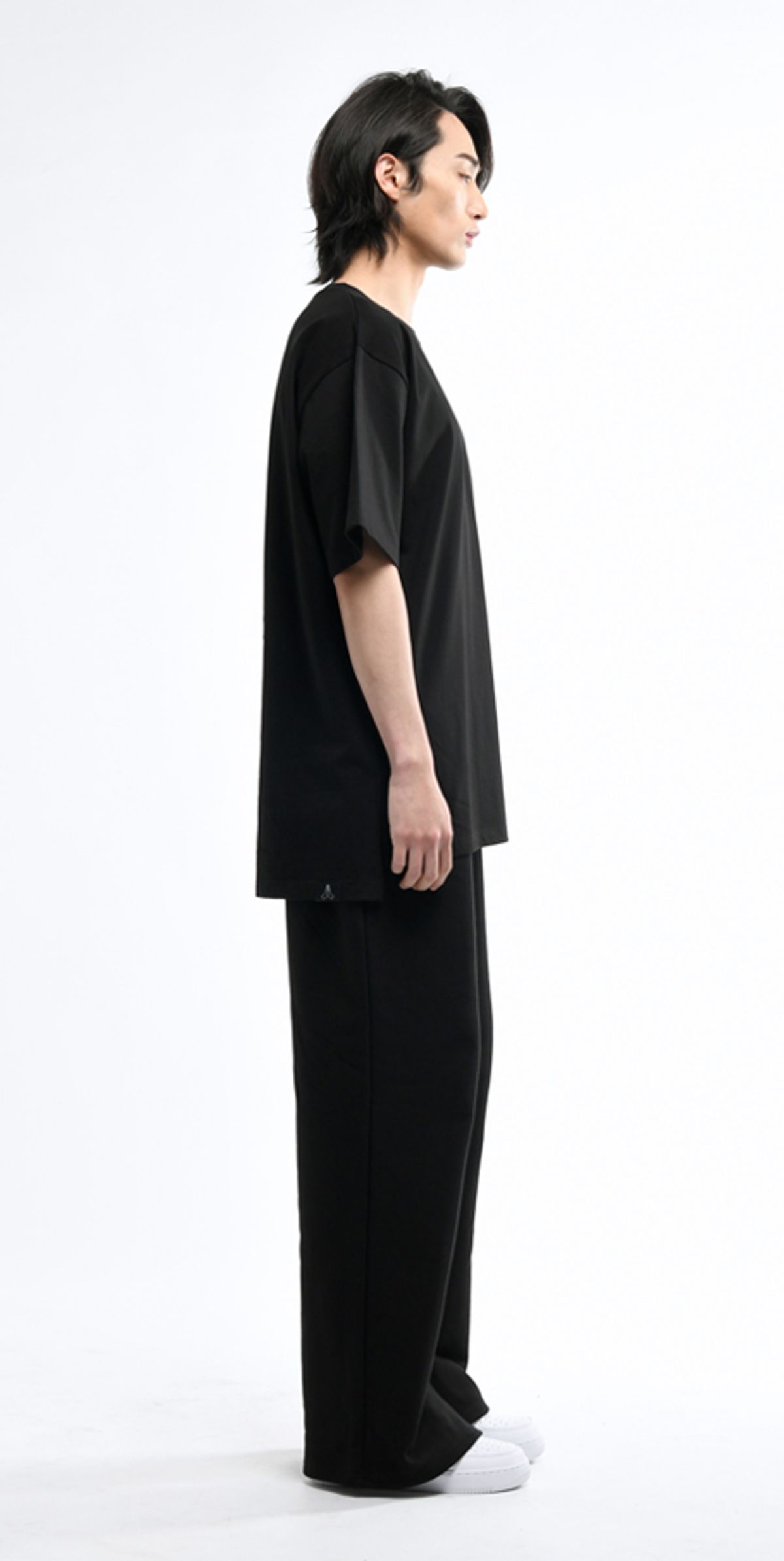블랙스미(BLEXXME) CIRCLE OVERSIZE FIT SLIT T-SHIRT BLACK