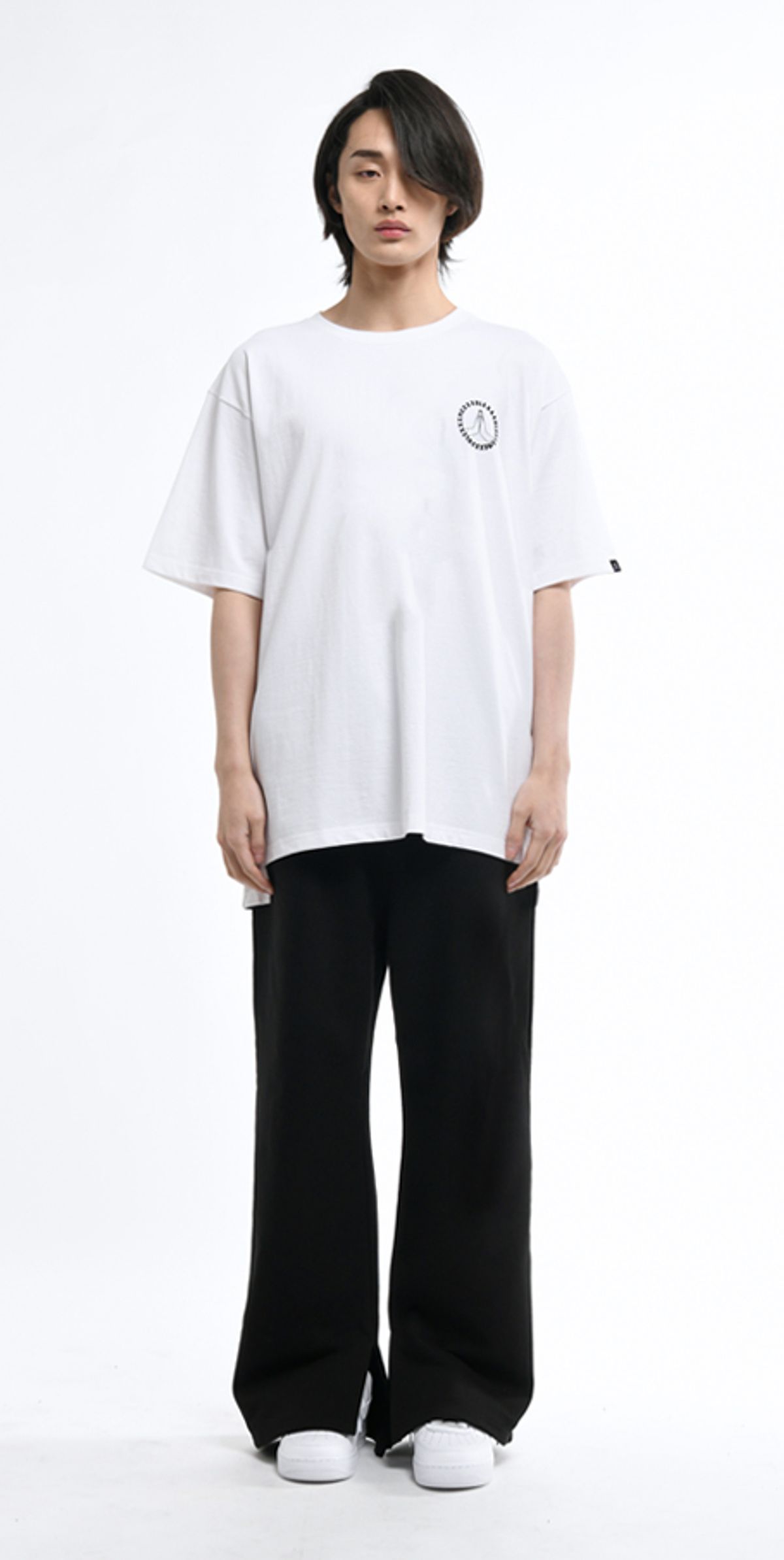 블랙스미(BLEXXME) CIRCLE OVERSIZE FIT SLIT T-SHIRT WHITE
