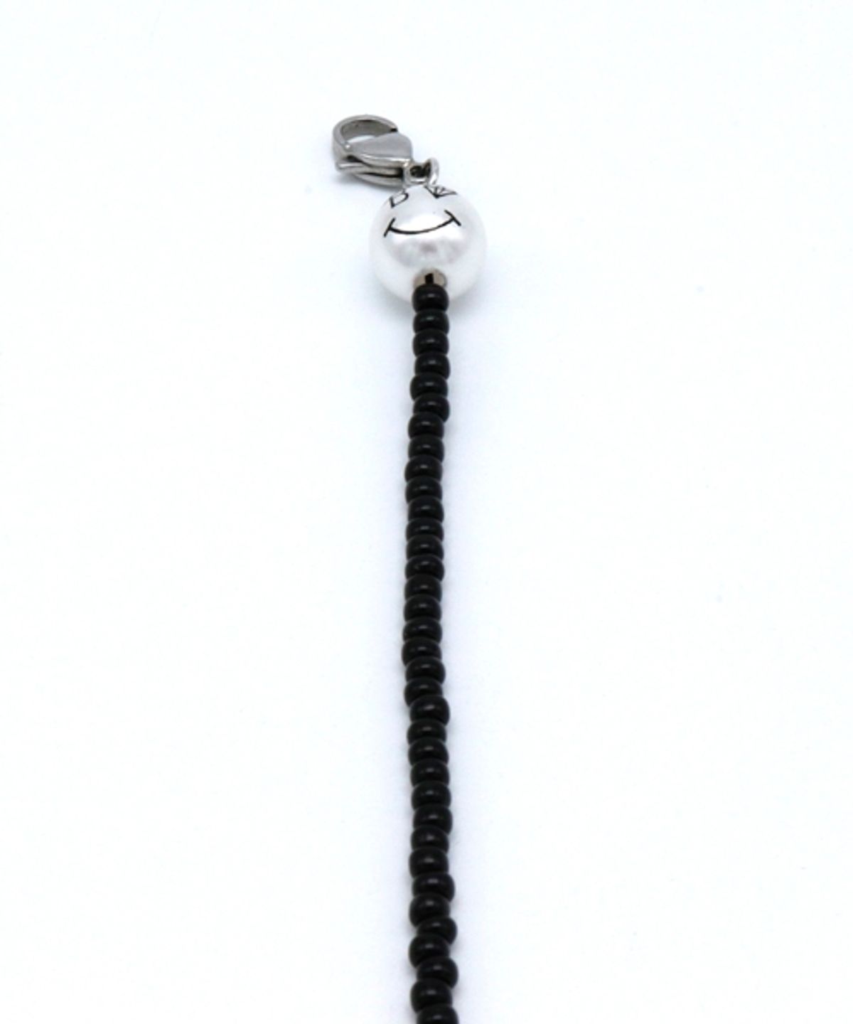 봉보(BONBEAU) Smile pearl heart mix simple mask strap 진주 하트 시드비즈 마스크 스트랩