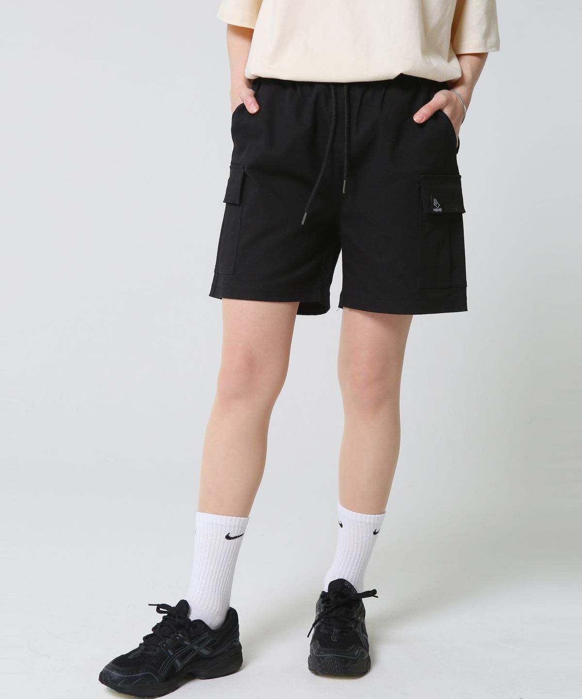 모즈모즈(MOZMOZ) [M-3XL] 남녀공용 베이직 코튼 카고 반바지_블랙