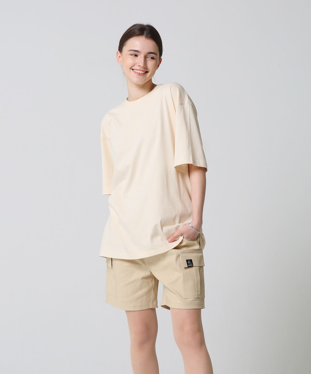 모즈모즈(MOZMOZ) [M-3XL] 남녀공용 베이직 코튼 카고 반바지_베이지