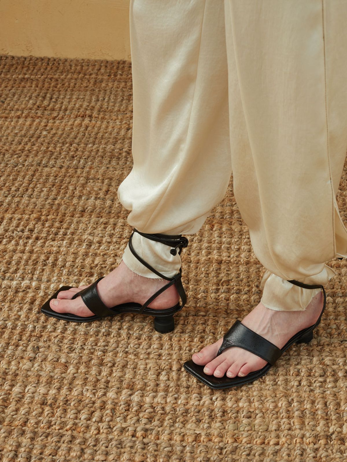 블랑토(BLANC TOE) 샌들 B20S19-BLACK