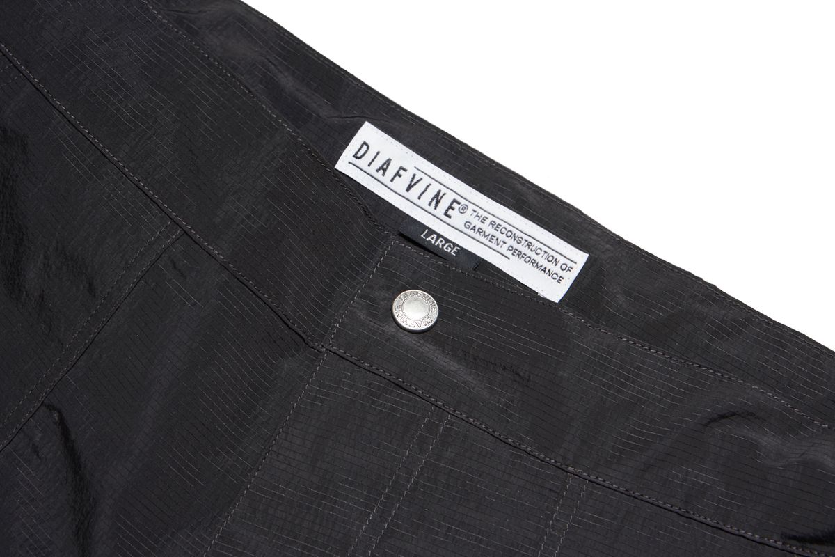 디아프바인(DIAFVINE) DV.LOT 639 Nylon Fatigue Pants -BLACK-
