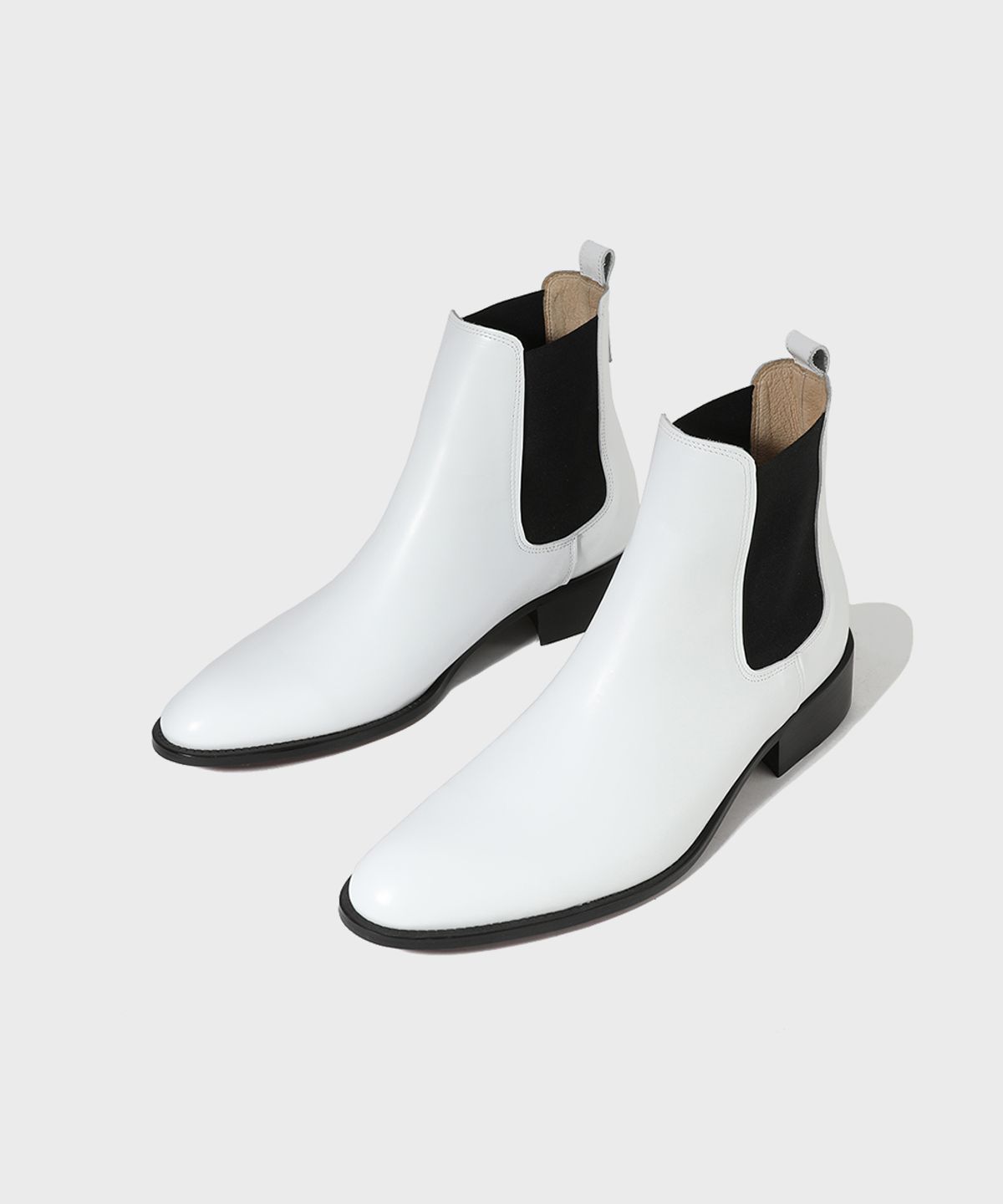 피렌체 아뜨리에(FIRENZE ATELIER) 슬림라인 블랙아웃솔 미니멀 첼시부츠 3332 [CREAM WHITE]