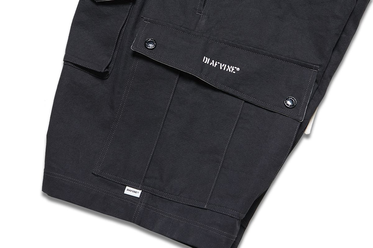 디아프바인(DIAFVINE) DV.LOT 640 Utility Shorts -BLACK-
