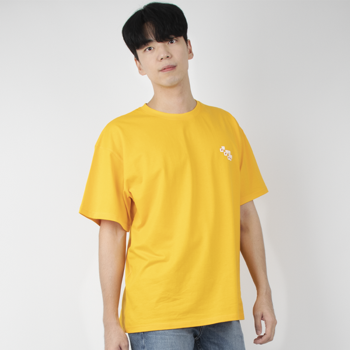 어그로(AGGRO) 키보드 샷건 반팔 티셔츠 YELLOW