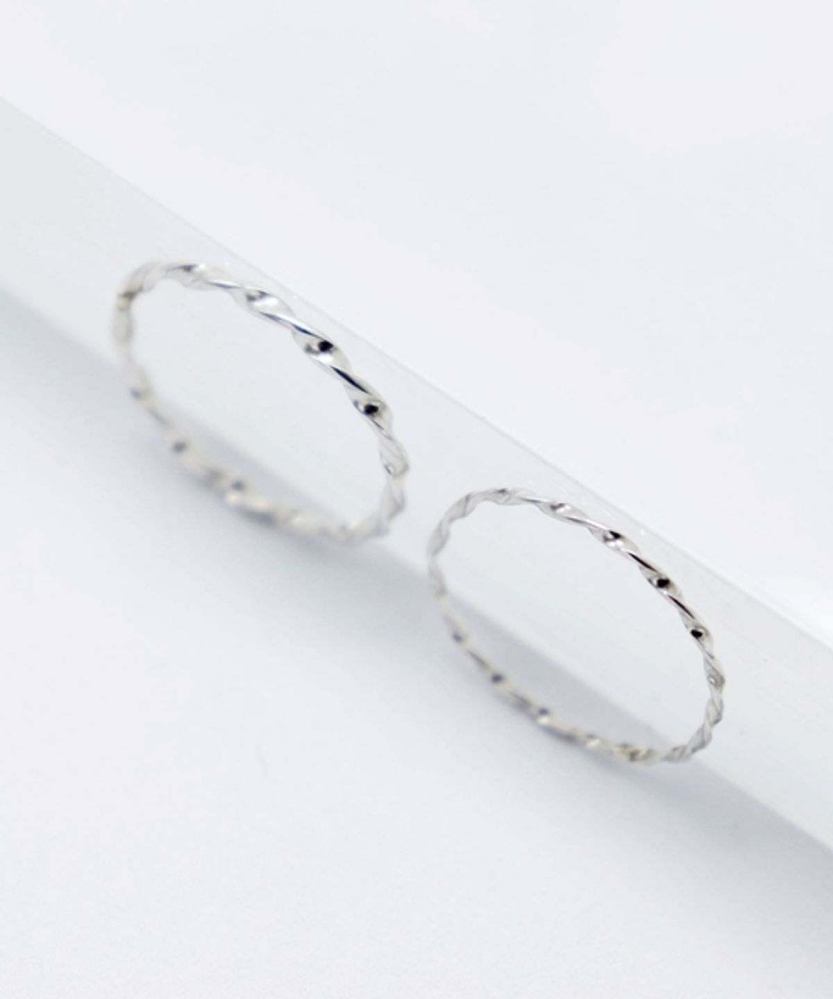 봉보(BONBEAU) Stella loose twist Layered Ring 루즈 트위스트 꼬임반지 1.5mm