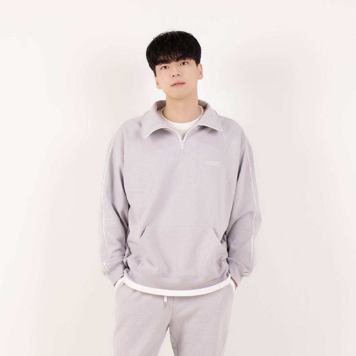 어그로(AGGRO) 소프트 파이핑 아노락 재킷 GRAY