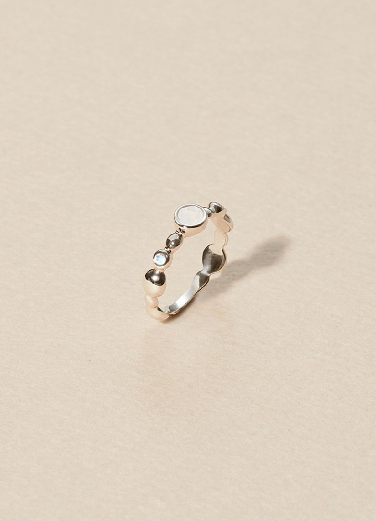 앙쥬오도르(ANGE ODOR) Crystal Stone Ring