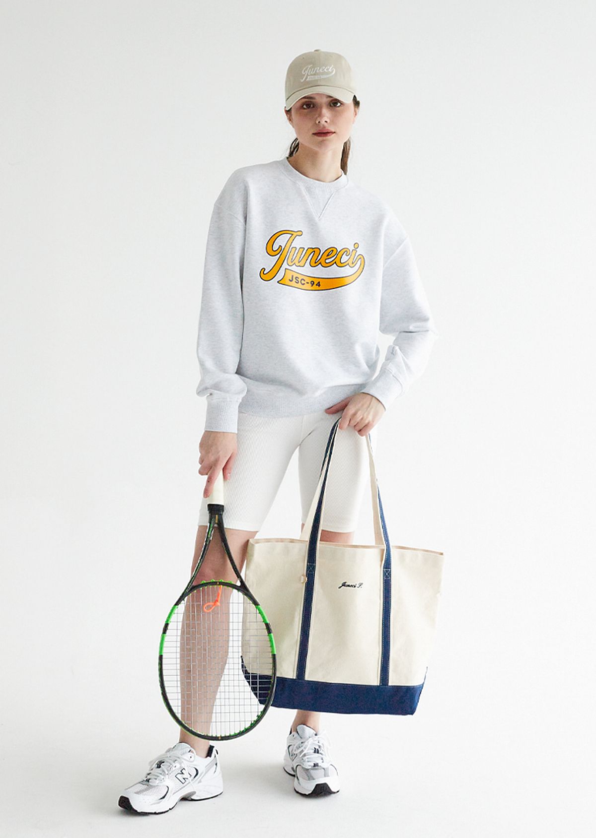 주네시 스포츠 클럽(JUNECI SPORTS CLUB) 주네시 레터링 볼캡 (Beige)