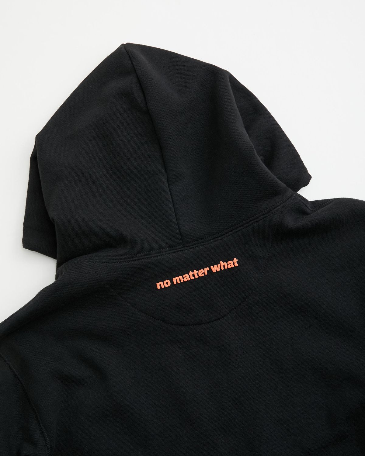 노메러왓(NOMATTERWHAT) NMW 로고 기모 후드 블랙 (오버사이즈 핏)