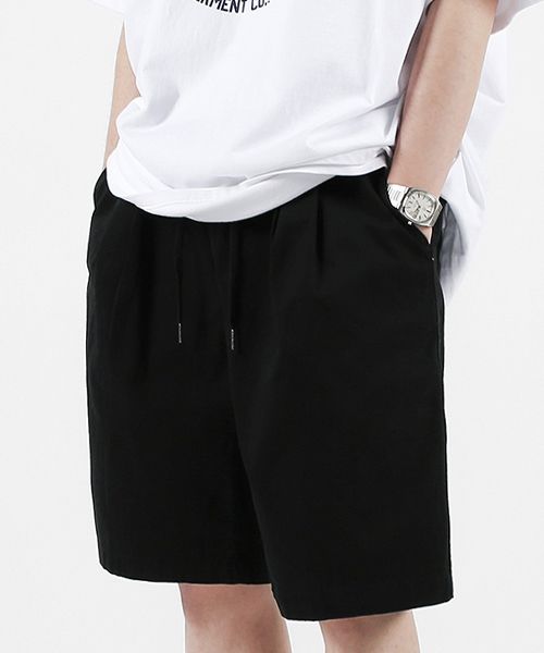 【massnoun】TWO TUCK WIDE SHORT PANTS TWO TUCK WIDE SHORTS - MACHUS