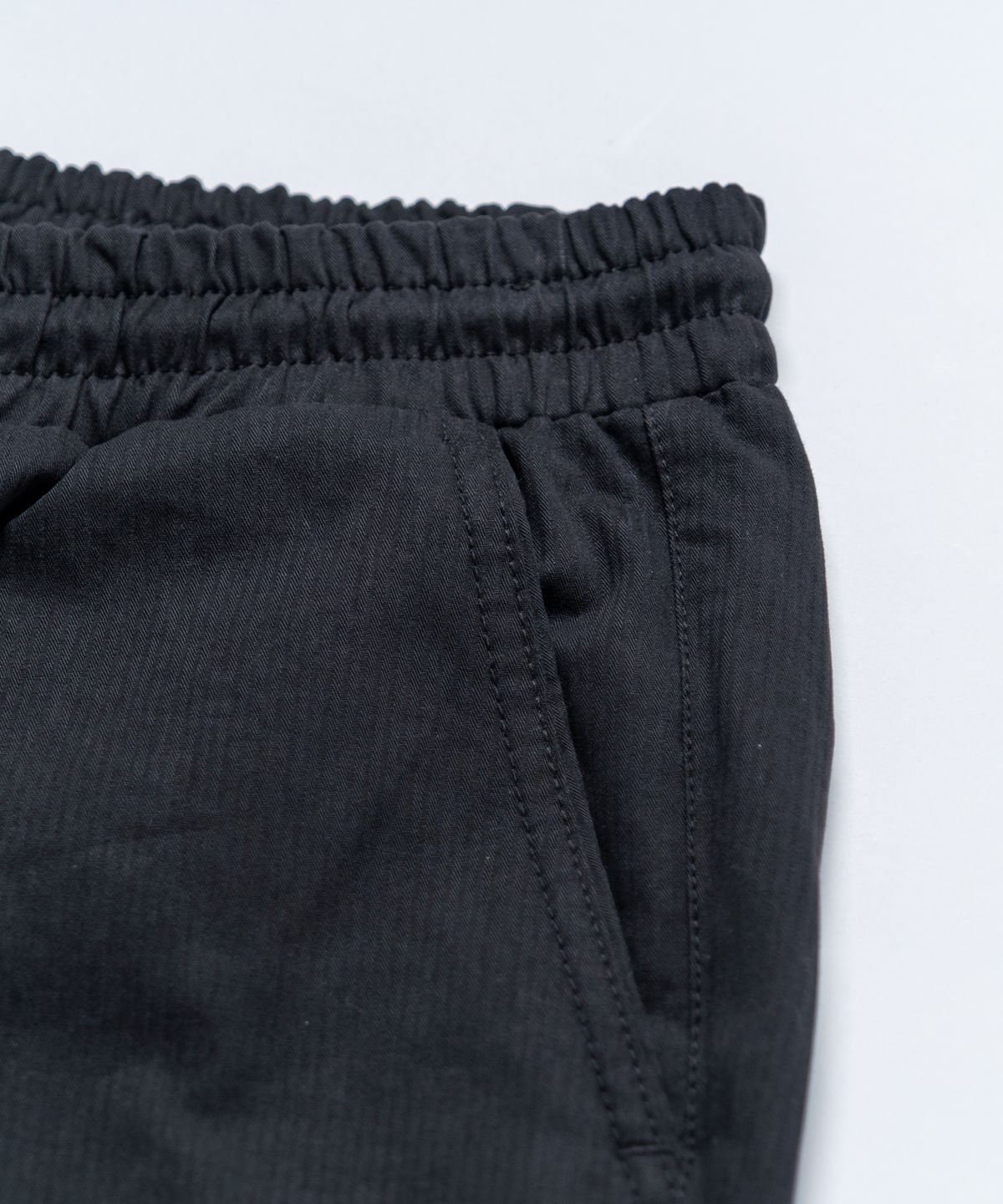 랠리포인트(RALLY POINT) Seersucker Stripe Chino Short_Black