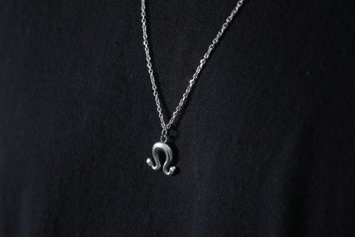 스팅925(STING925) Omega Snake Pendant