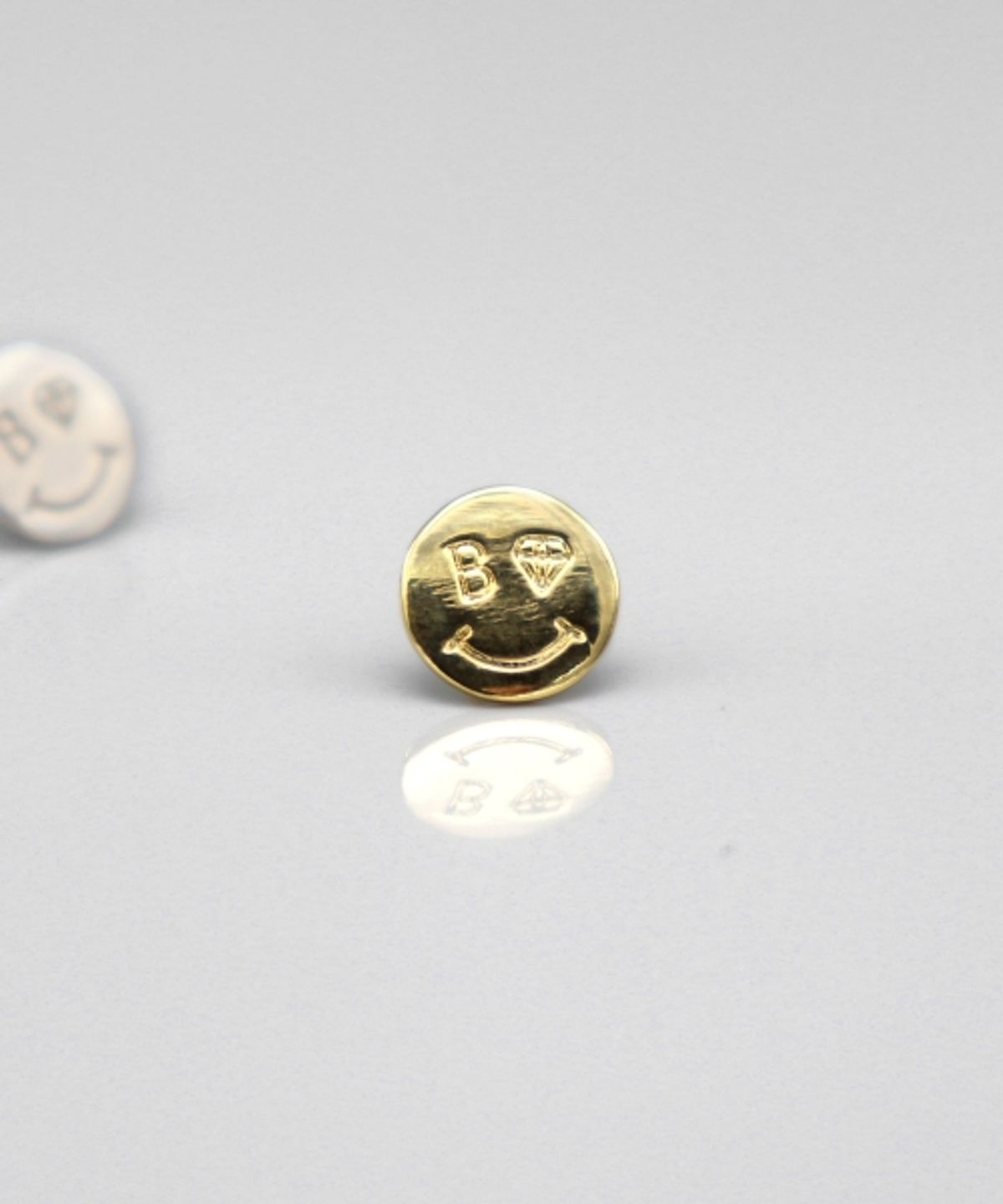 봉보(BONBEAU) Unique smile silver pin Eearings 유니크 스마일 귀여운 은침 귀걸이