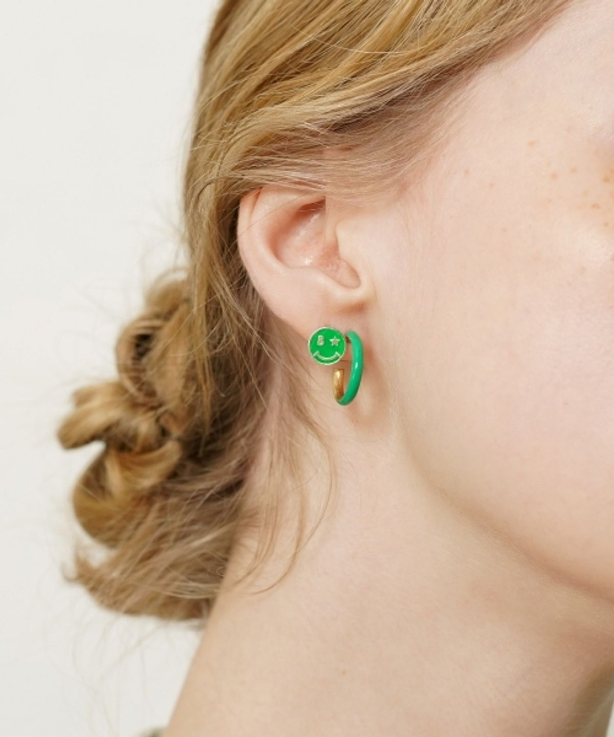 봉보(BONBEAU) Kitsch smile color pin Eearing 키치 스마일 컬러 패션 귀걸이