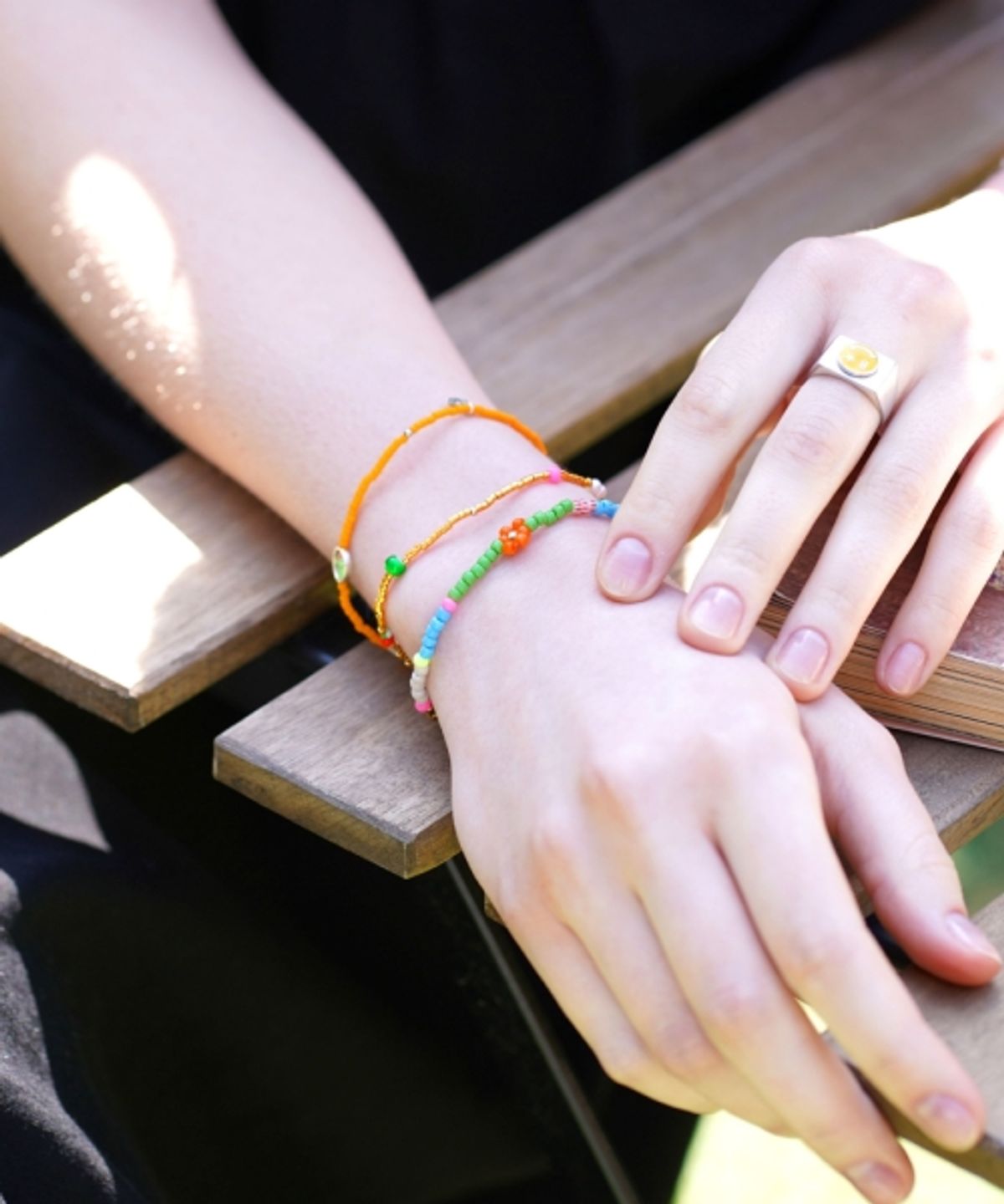 봉보(BONBEAU) Color flower gold beads Bracelet 담수진주 골드비즈 꽃 팔찌 3color