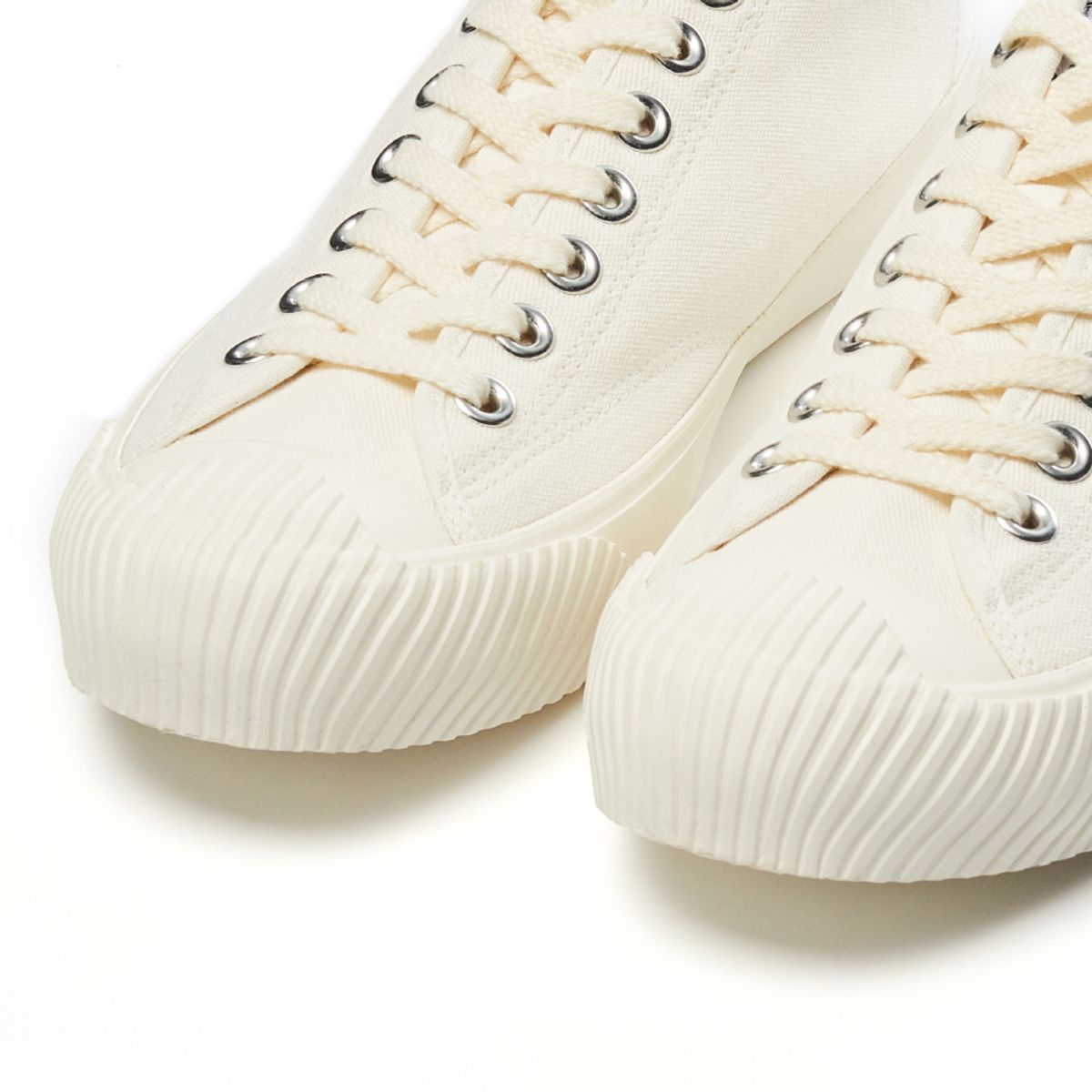 베이크솔(BAKE-SOLE) 이스트 화이트 YEAST Crumb White_White