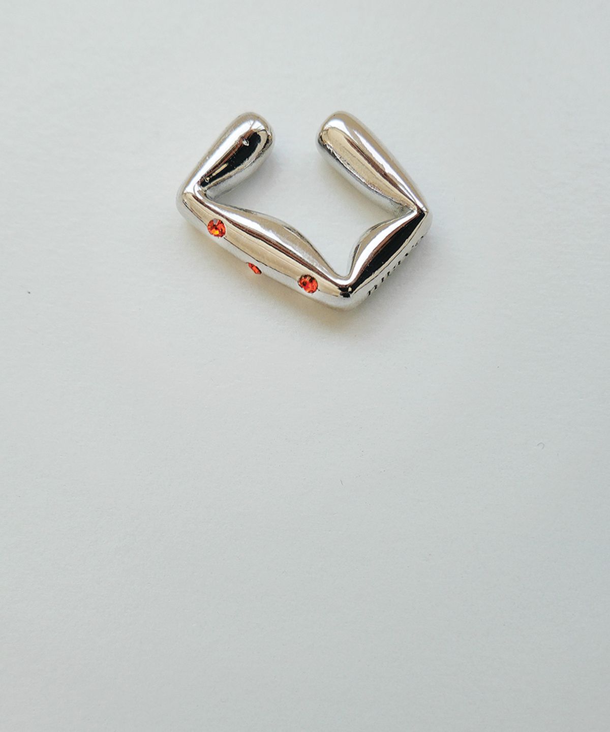 누아보(NUAVO) Square orange cuff